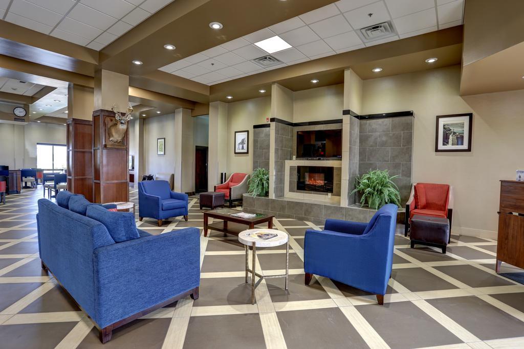 Comfort Suites Batesville Bagian luar foto